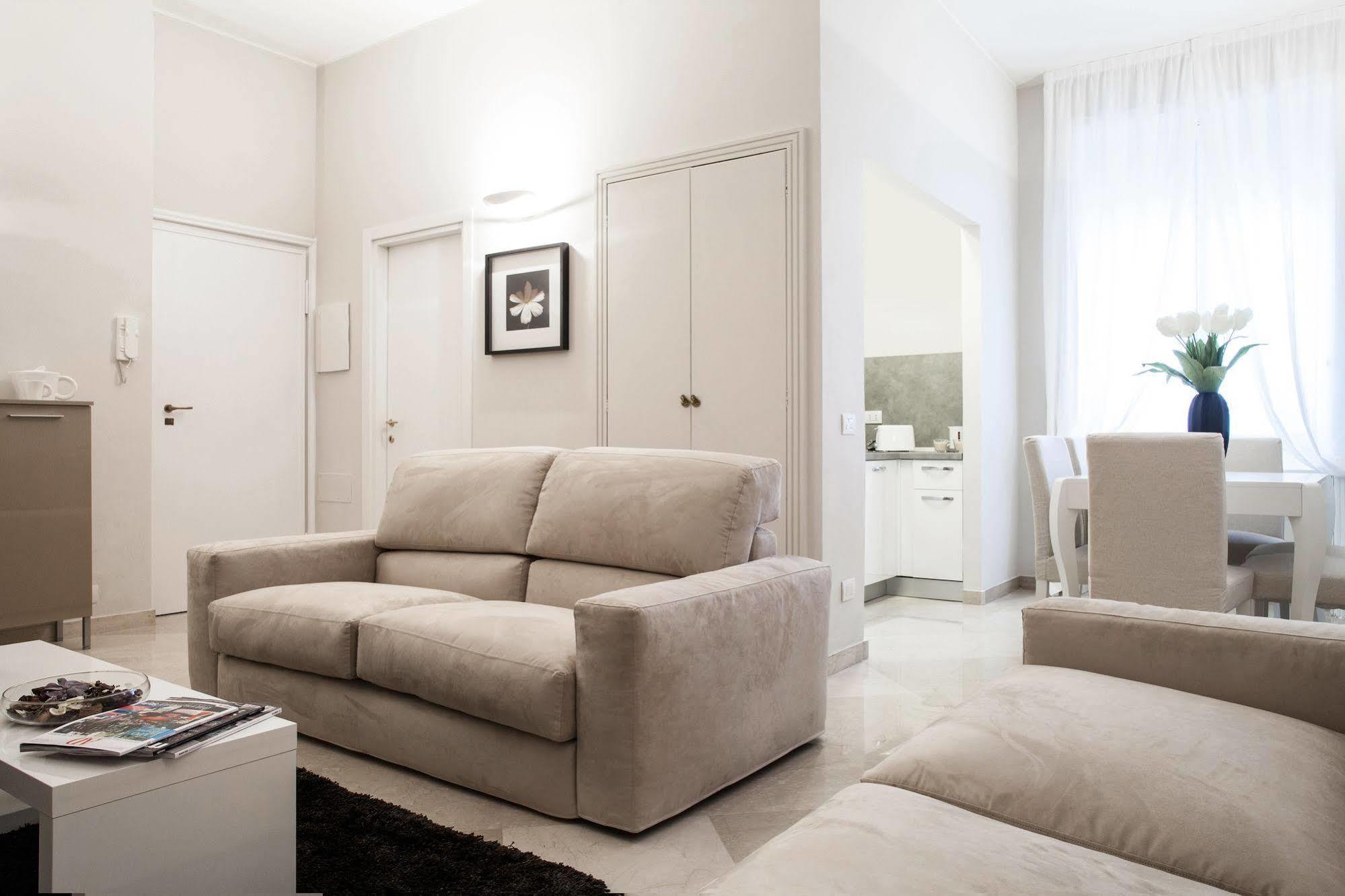 Milan Royal Suites Exterior foto